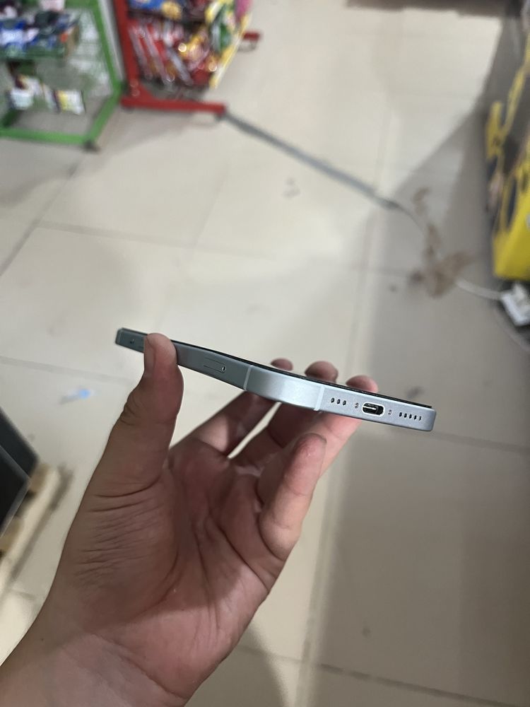 iphone 15(128гб)