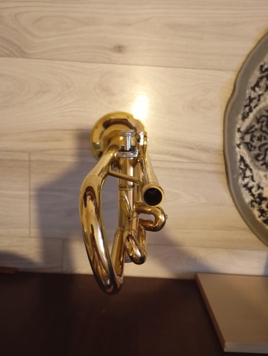 Vând trompeta sau schimb cu alta