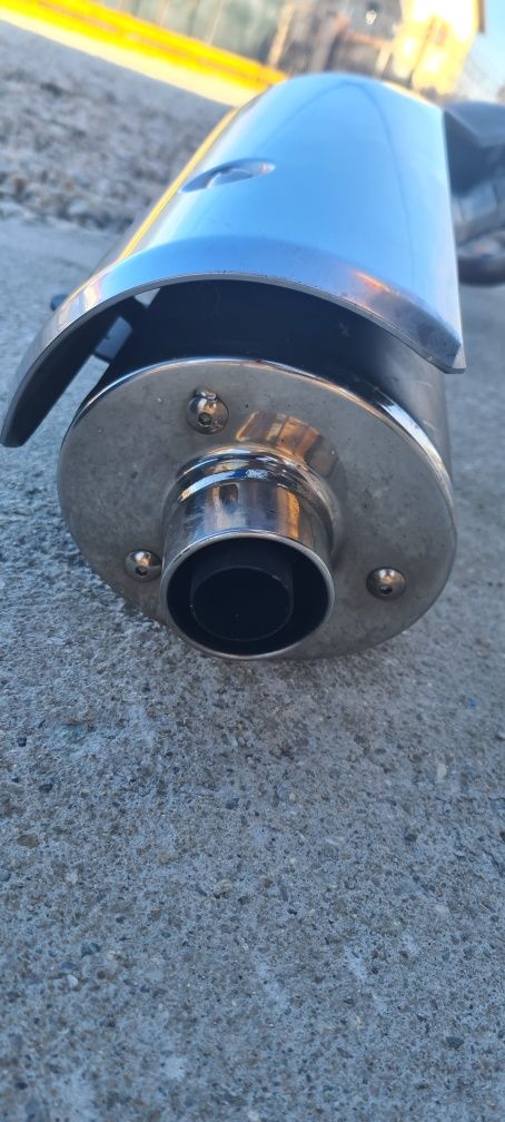 Vând evacuare completa originală Suzuki Vstrom 650