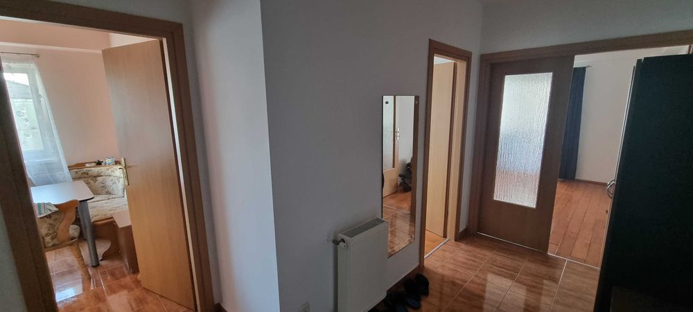 Inchiriez apartament 2 camere