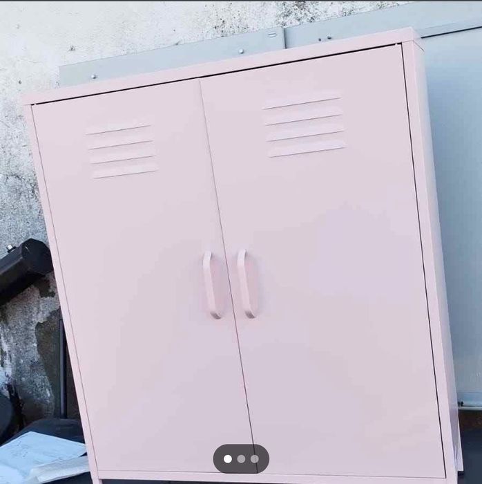 Dulap metalic pt dosare 100/90/40

roz

500 lei