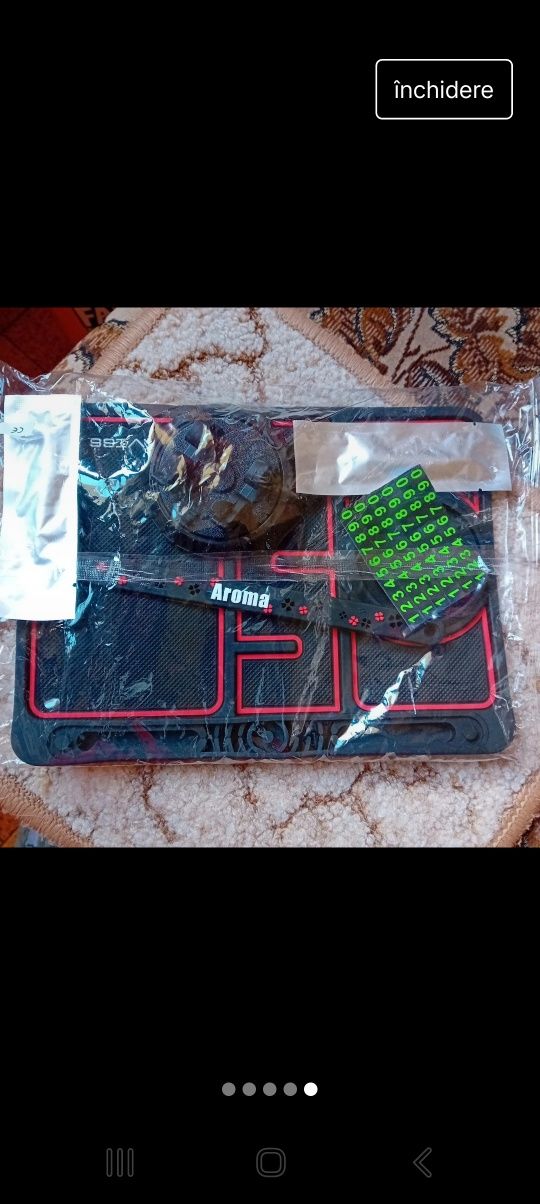 Suport pt telefon și accesorii antiderapant