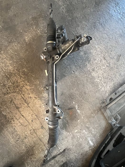 Динамик рейка активна BMW E60 E61 ляв волан перфектна