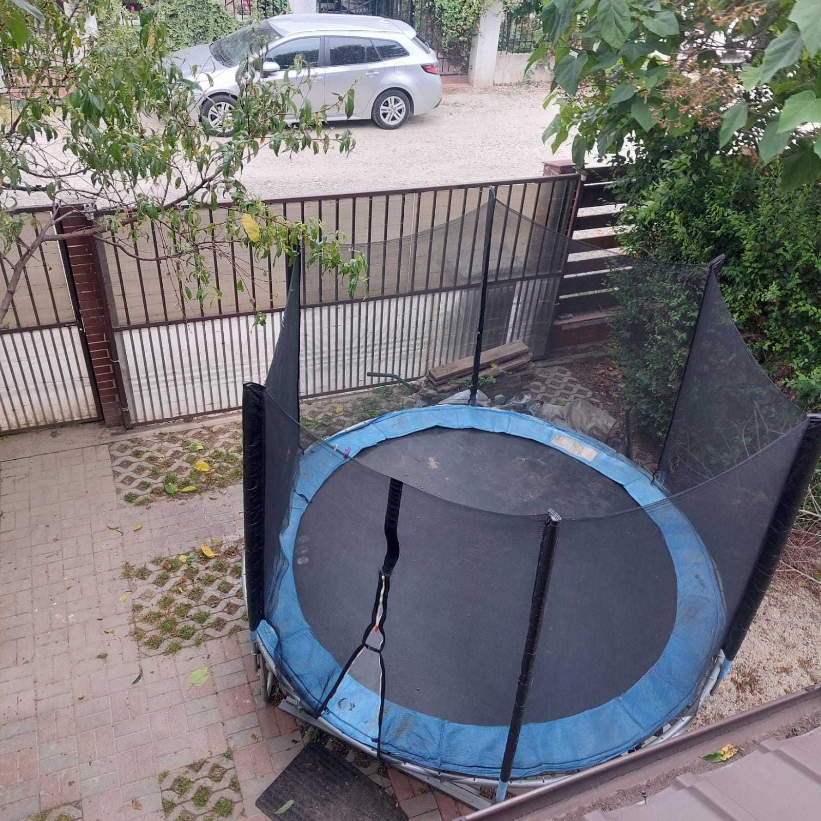 Trambulina 366x269cm 150kg