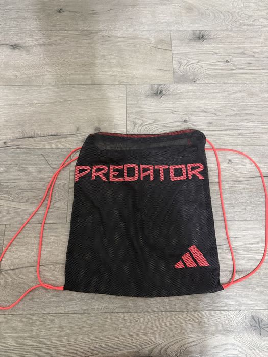Ghete de fotbal predator ellite