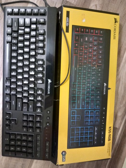Геймърска клавиатура Corsair K55 RGB
