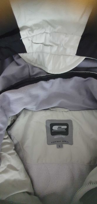 Мъжко спортно яке Л размер