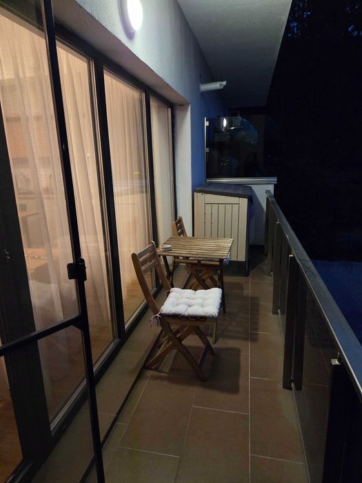 PF Dau in chirie apt. premium cu 2  camere+parcare in zona Donath park