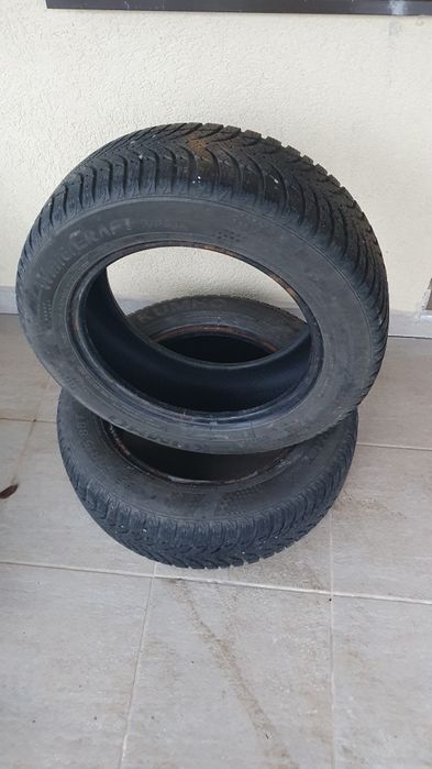 2 anvelope iarna 195/60/R15 kumho wp51