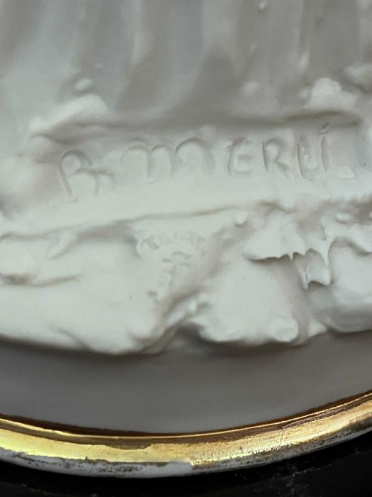 Bibelou statueta Capodimonte portelan marcat Italia B MERLI bibelouri