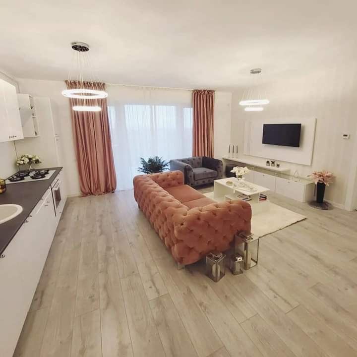Inchiriez apartament premium 2 camere /52 mp