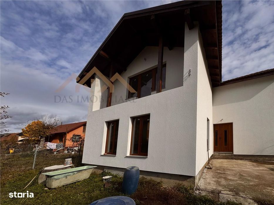 Casa cu etaj , la stadiul de semifinisat, Bargau, com. Cicarlau