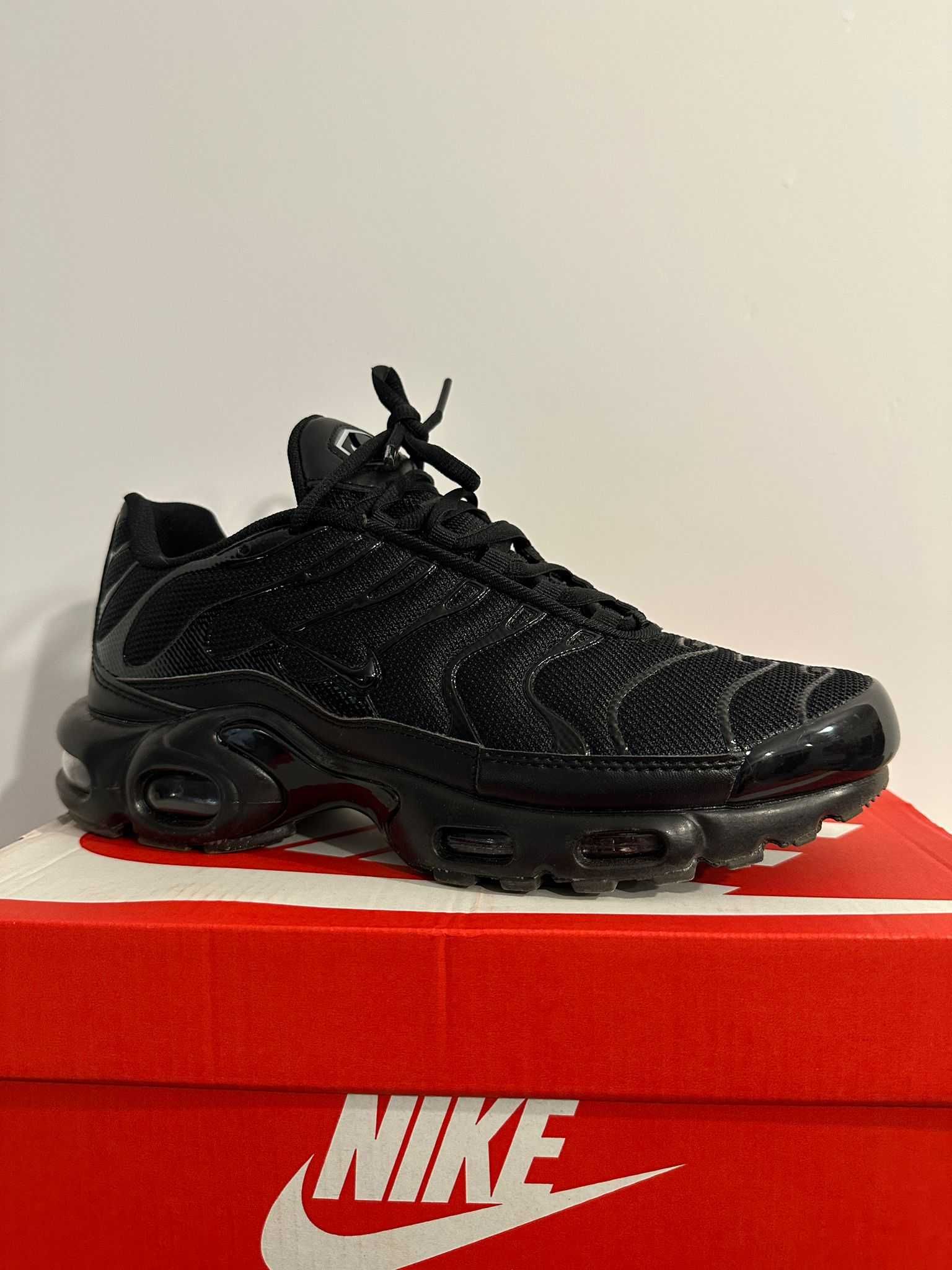 Nike Air Max Plus TN Triple Black