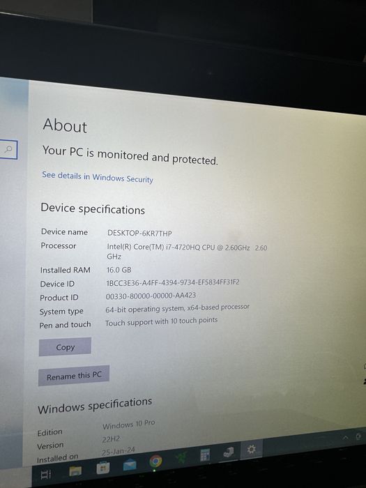 Laptop gaming ASUS Razer RZ 09 i7 - display cu touchscreen