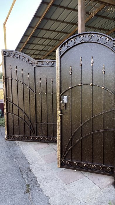 Покраска ворот профессионально