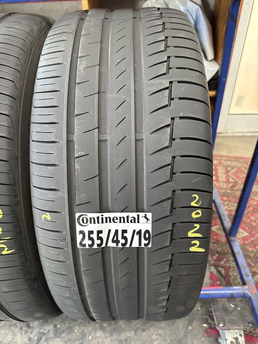 255/45/19 Continental