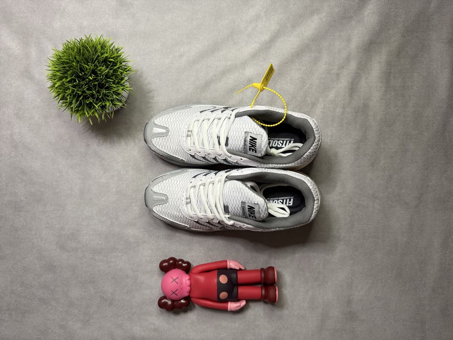 Кроссовки Nike Torch 4