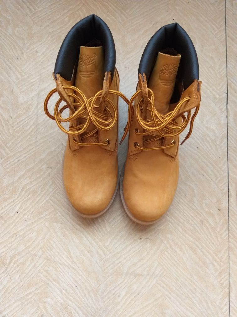 Ghete din piele camel