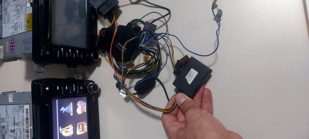 Navigației dedicata gama VAG,ZENEC  ZE-NC2010 PENTRU PIESE