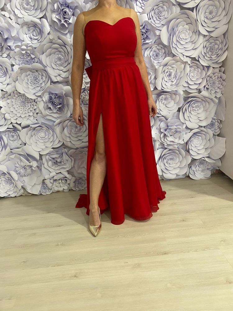 Rochie elegantă roșie