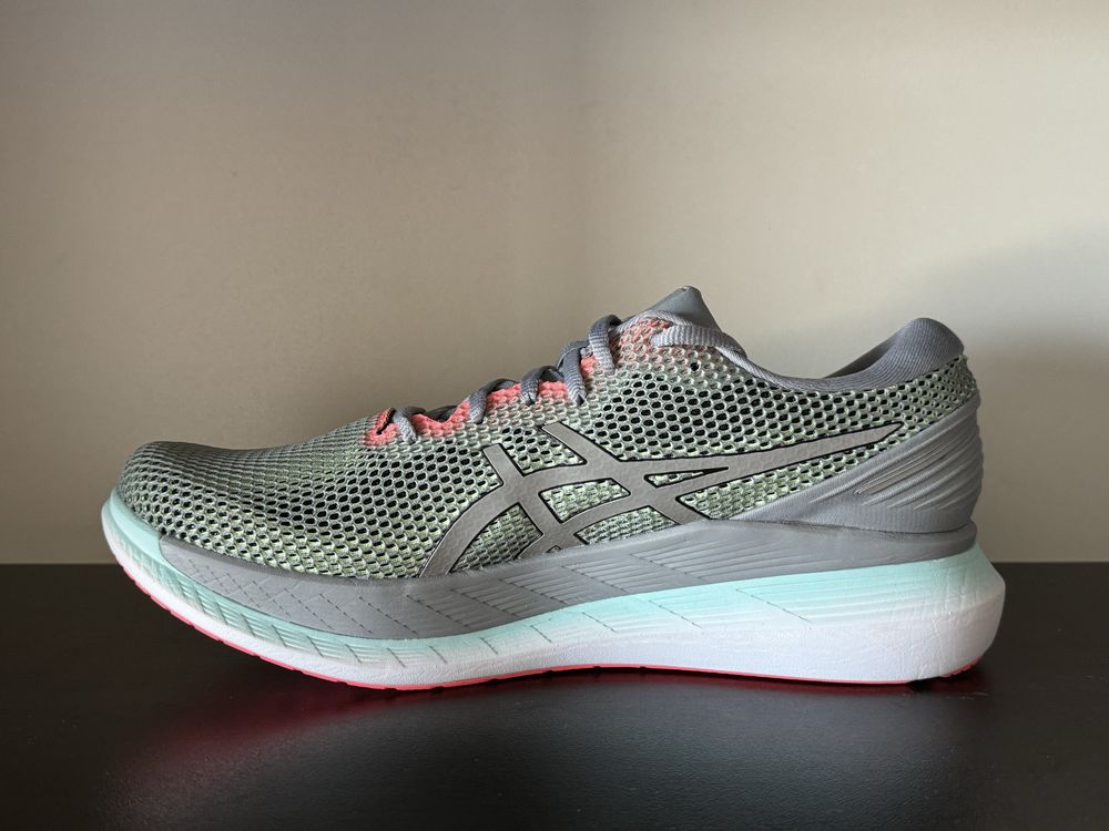 Asics GlideRide 2 LITE-SHOW 44.5номер 28.5см Стелка Нови с Кутия