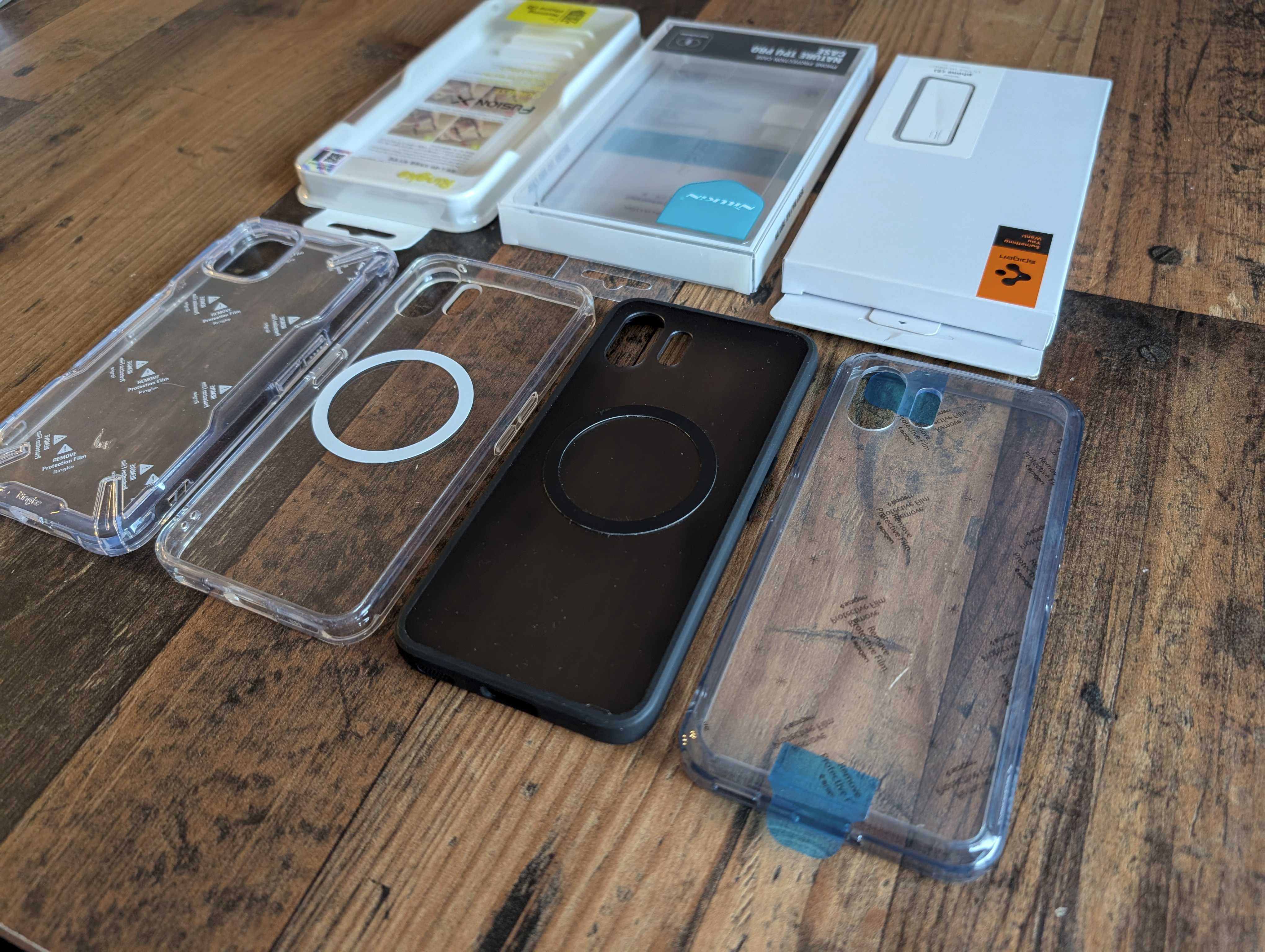 Калъф за Nothing Phone (2) Spigen Hybrid Smoked, Ringke Fusion X Clear