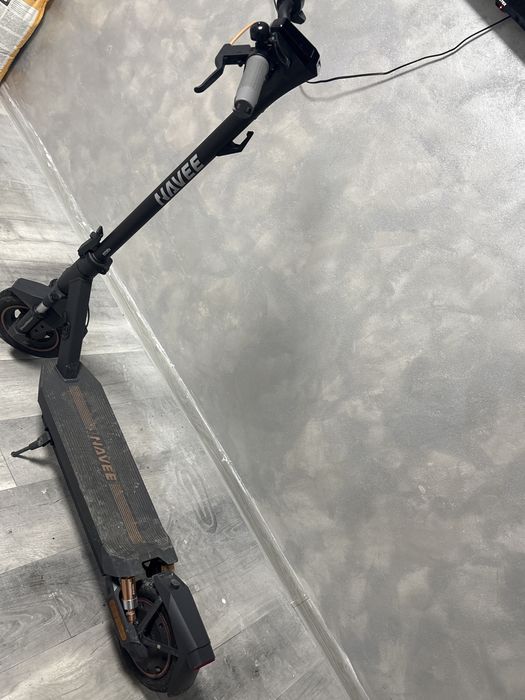 Trotineta Enectrica Navee