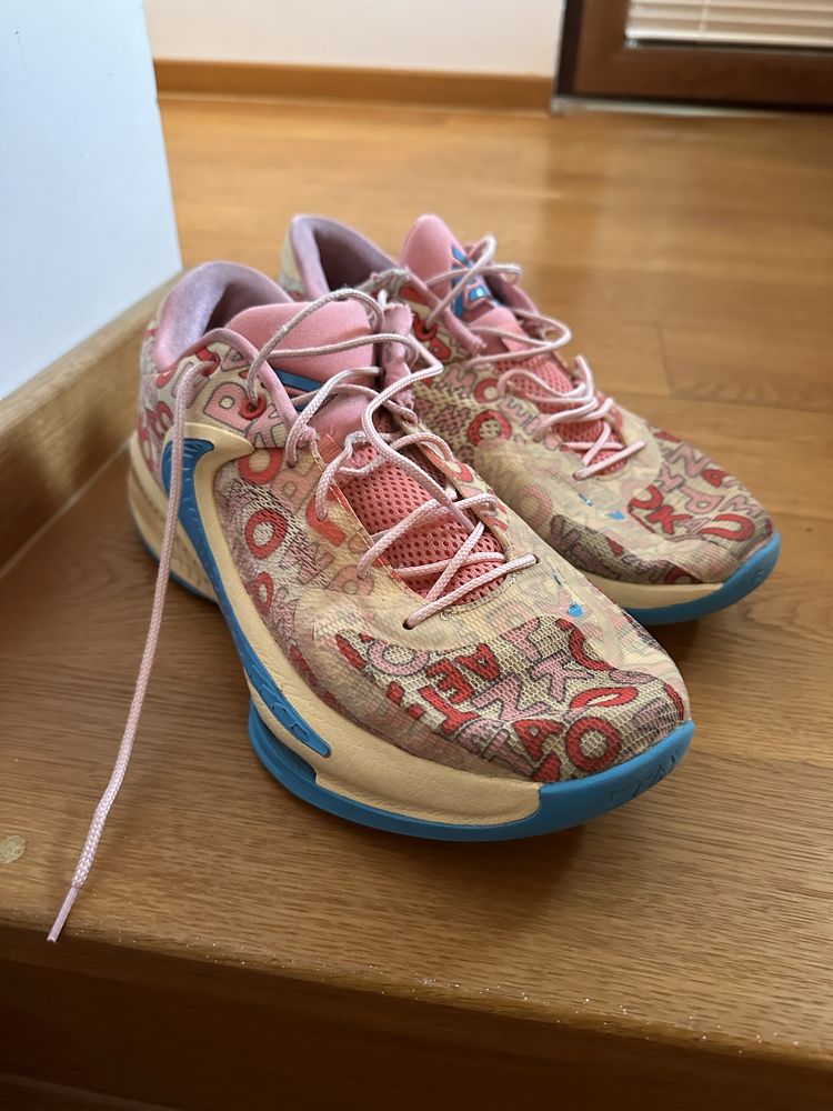 Маратонки    Nike