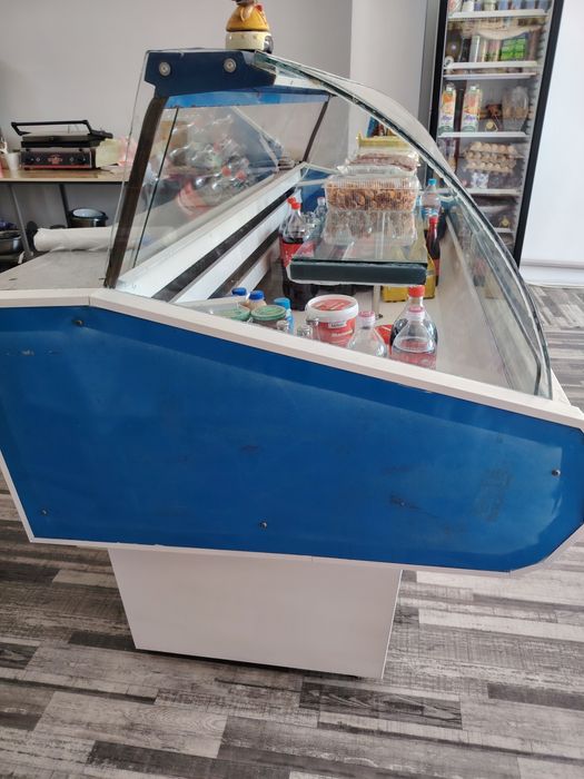 Ветрина холодильник АZN