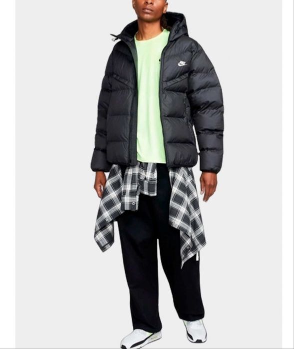 Продам зимнюю куртку