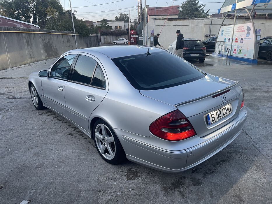 Vand Mercedes E Class Avantgarde W211 2.2 Diesel