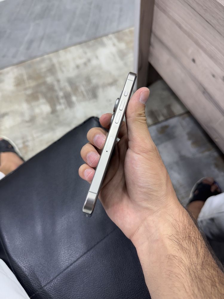 Iphone 15 pro 128 gb