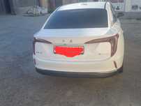 Hongqi E-QM5 500 TALIT