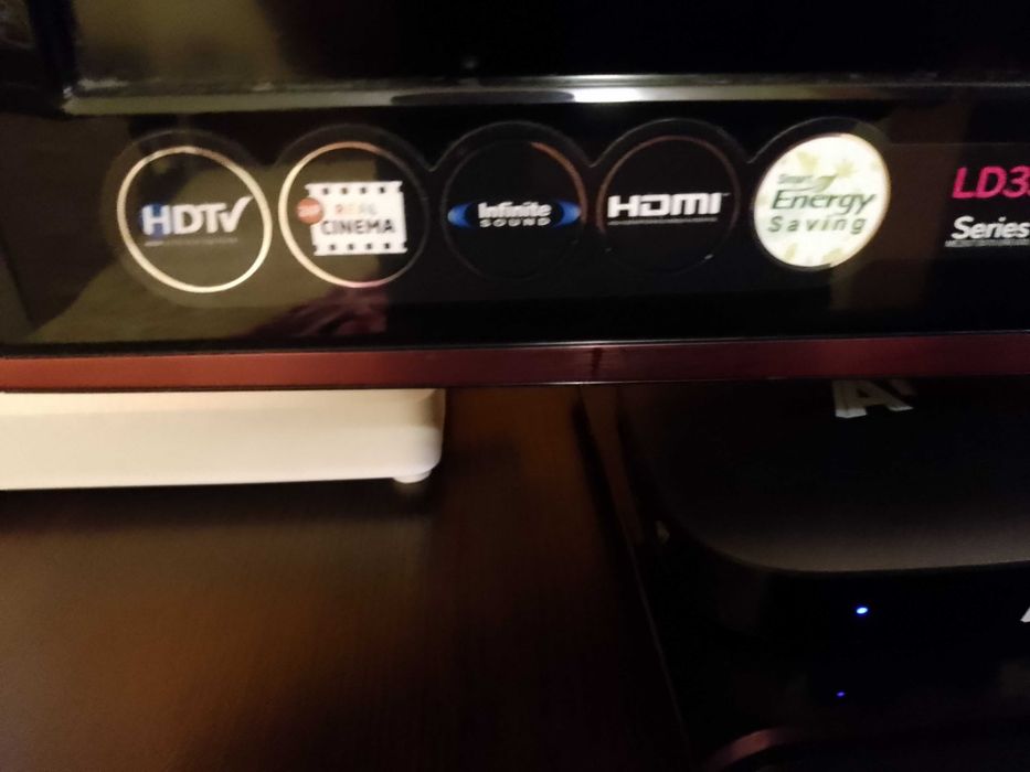 Продавам телевизор LG