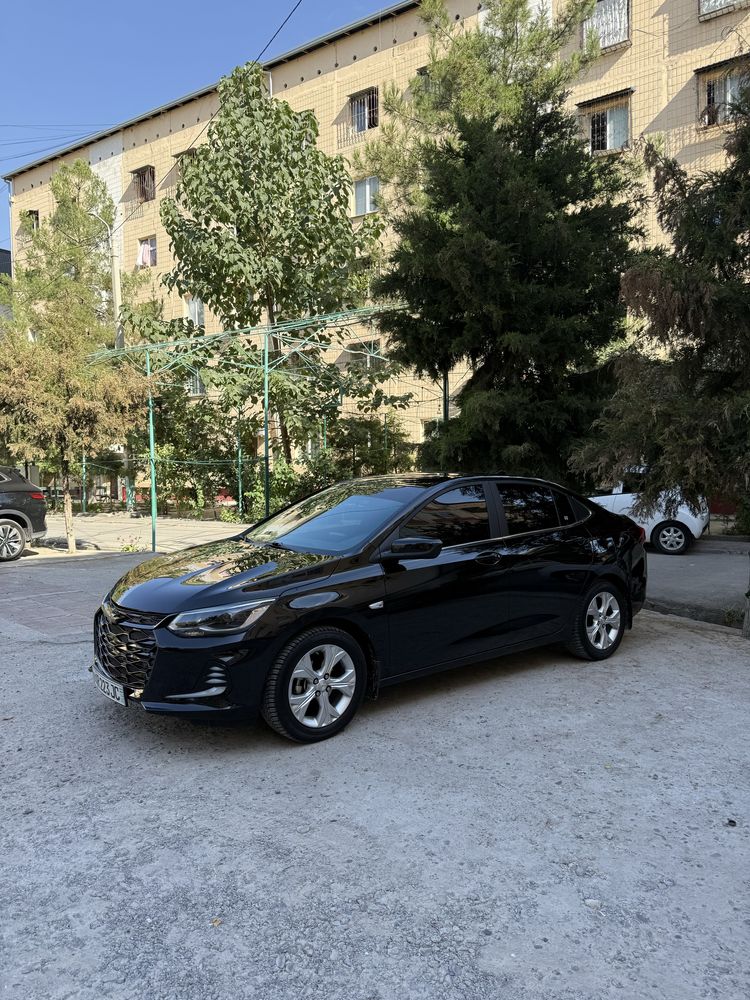 Onix Premier kraska toza 1 qo’l haydalgan srochna sotiladi