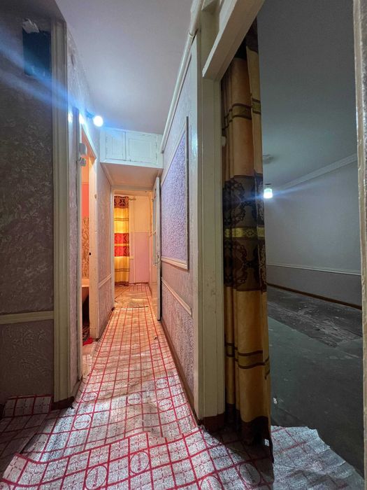 Широткада 1 хонали уй сотилади