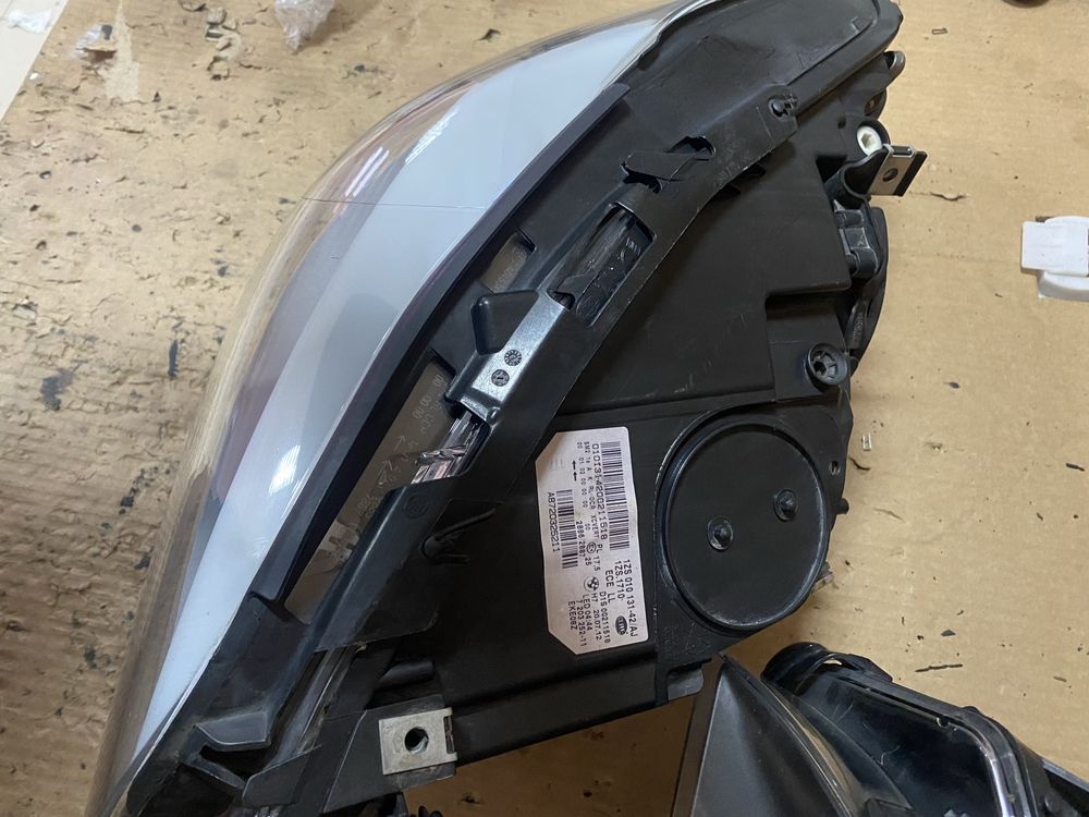 Faruri far stanga far dreapta bmw f10 f11 bi xenon