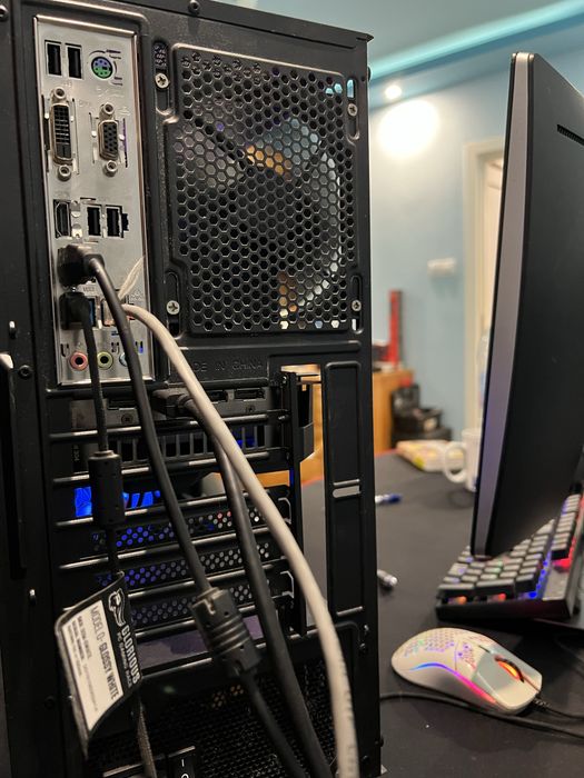 Геймърски компютър RX 6700 XT / Ryzen 5 5600X / 16GB RAM / SSD 1TB