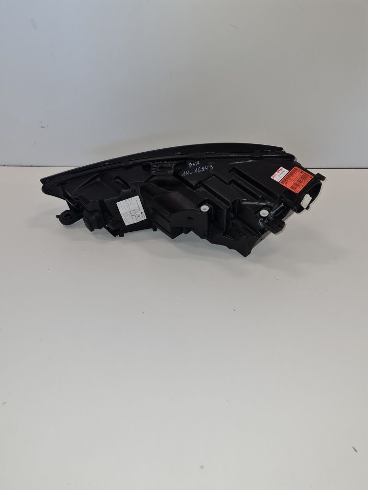 Far dreapta Audi A4 B9 8W LED MATRIX / cod - 8W0.941.036/ an-2015-2020