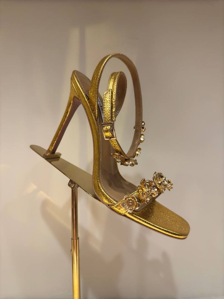 Pantofi Aquazzura