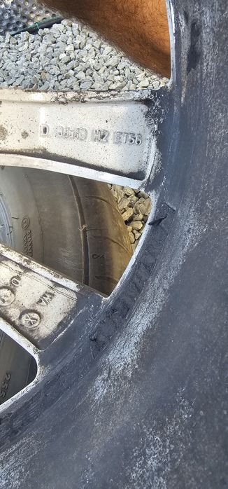 Vând set jante r18 Mercedes