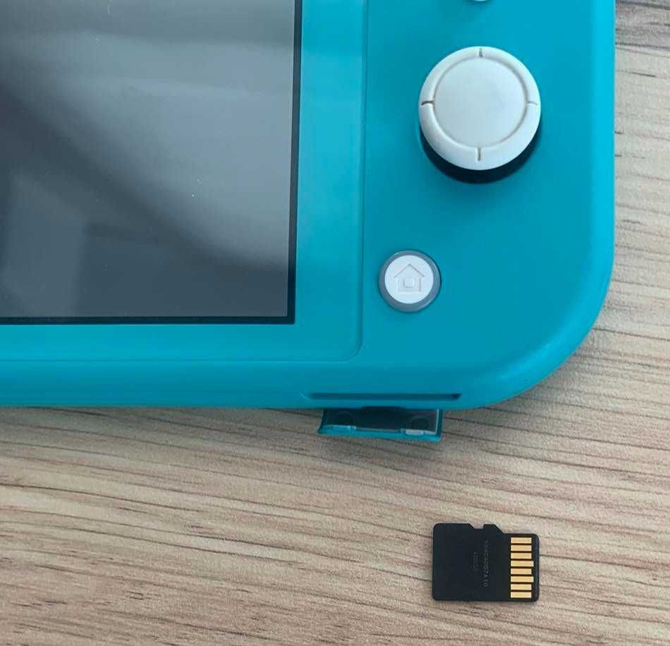 Nintendo switch lite + microSD