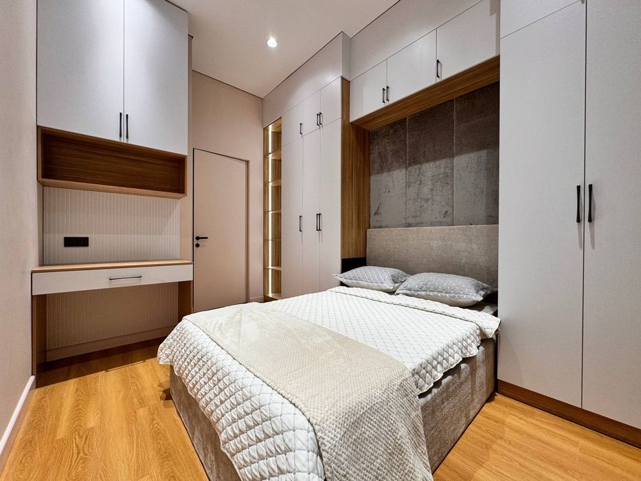 Урбан! Срочно! 3 ком ЛЮКС