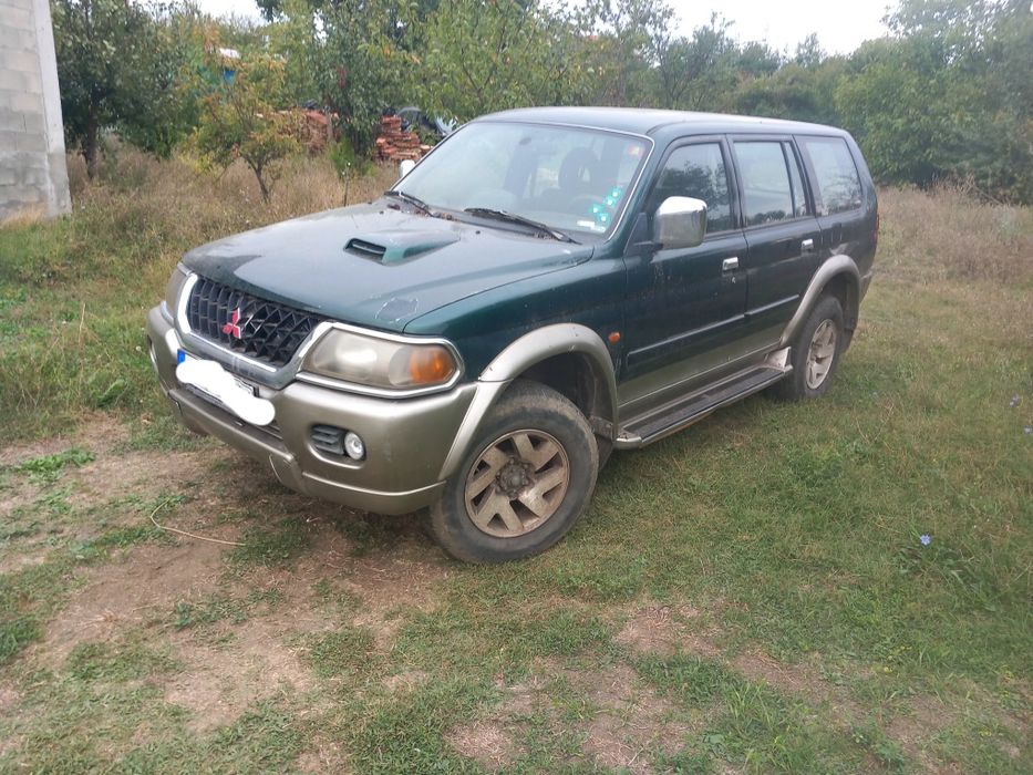 Mitsubishi pajero sport 2.5