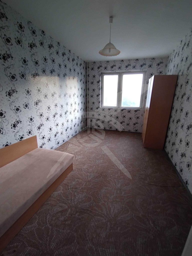 Дава се под наем Тристаен апартамент в Варна, Зимно кино Тракия - 70 кв.м за 325 € - Снимка #4