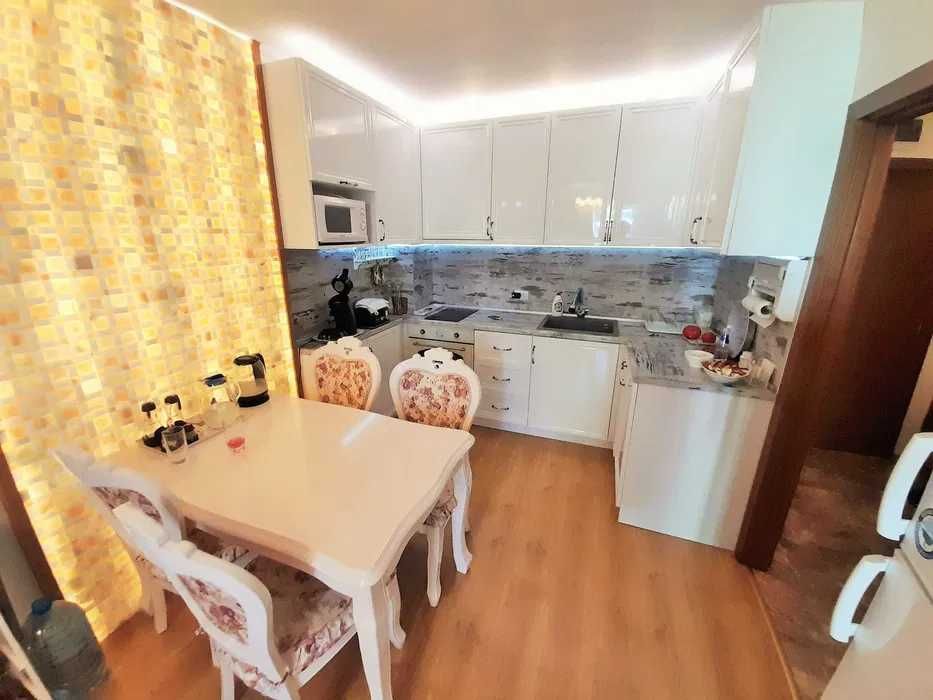 Продава се Двустаен апартамент в к.к. Слънчев бряг - 65 кв.м за 824 €/кв.м - Снимка #3