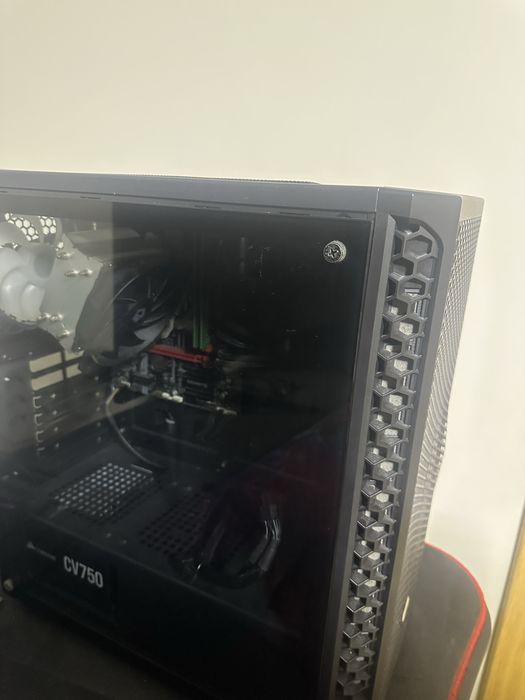 Oferta,Unitate centrala gamming cu monitoare