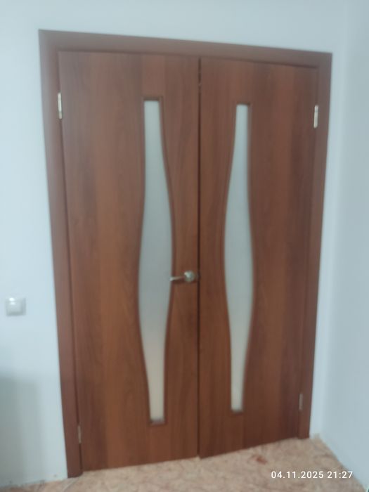 Продам межкомнатные двери