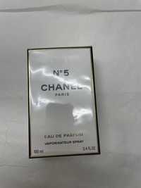 Apa de parfum Chanel No 5