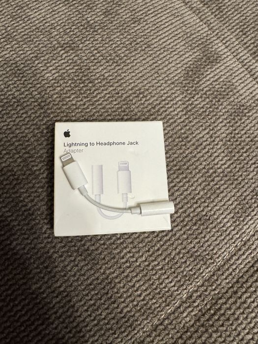 Adaptor jack la lighting ( IPhone)